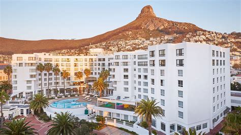 Best 5 Star Hotel in South Africa .